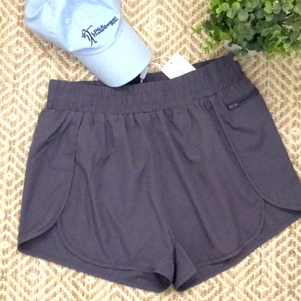 Wide waistband running shorts
